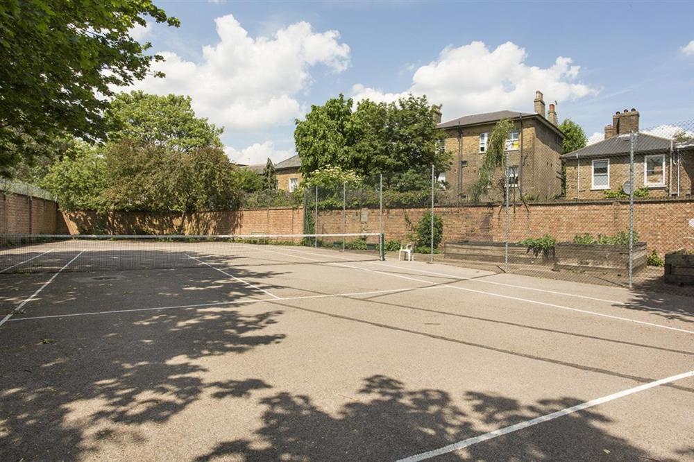 Ifor Evans Hall, Camden London Luaran gambar